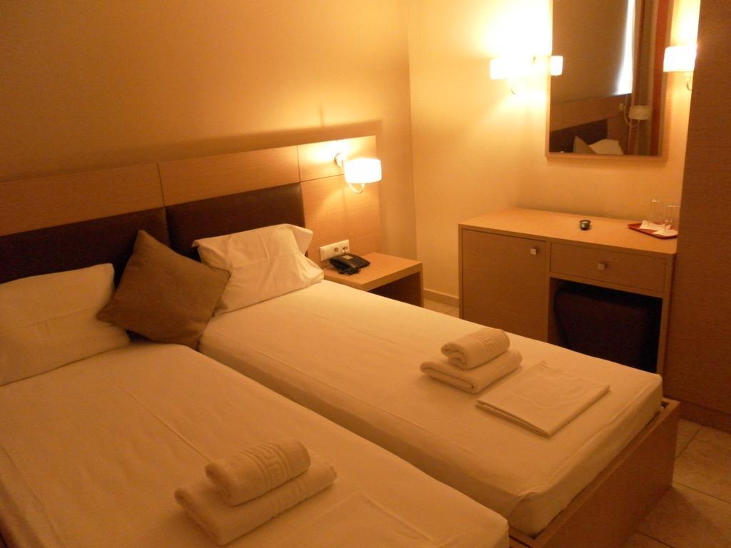 Esperia Hotel Thessaloniki Room photo